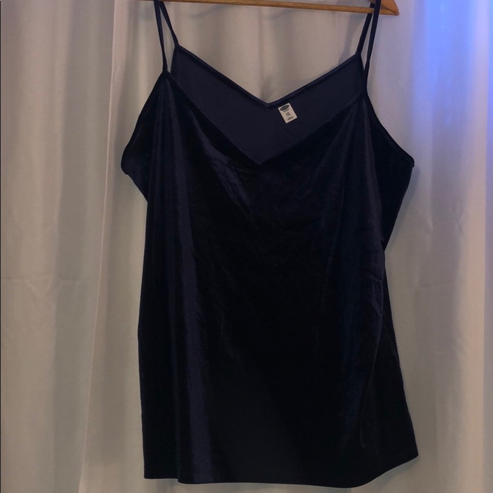 Old navy, navy blue velvet top 💙👕